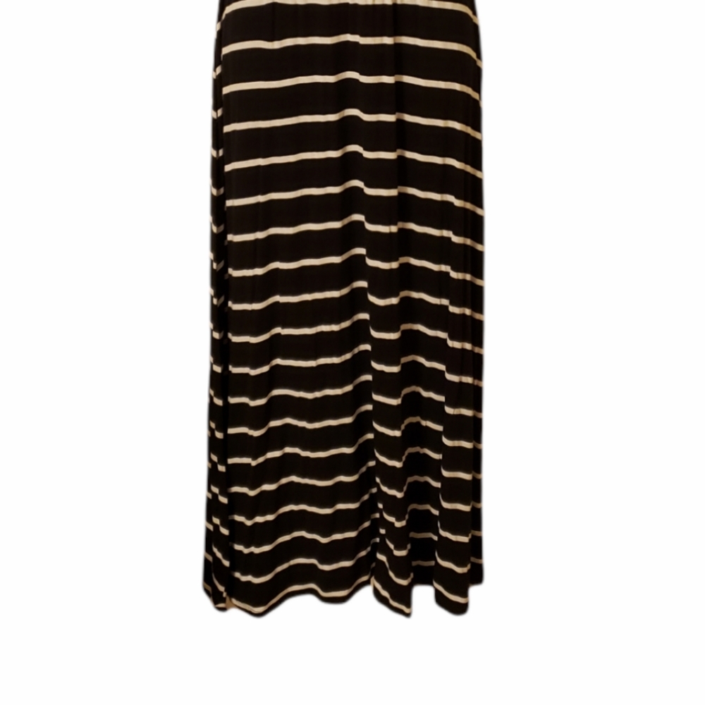 2 Skirts/Solid and Striped